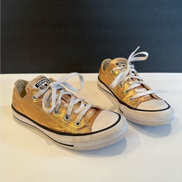 Converse All Stars Copper Metallic Low Top Women’s Size 6 - Picture 3 of 7